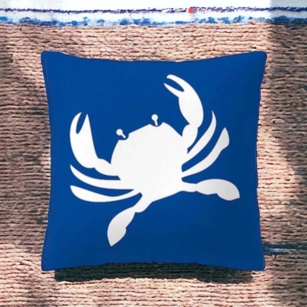Coastal Nautical Crab Pillow Cover Graphic  17.7 in Square Classic Blue White - Picture 8 of 12